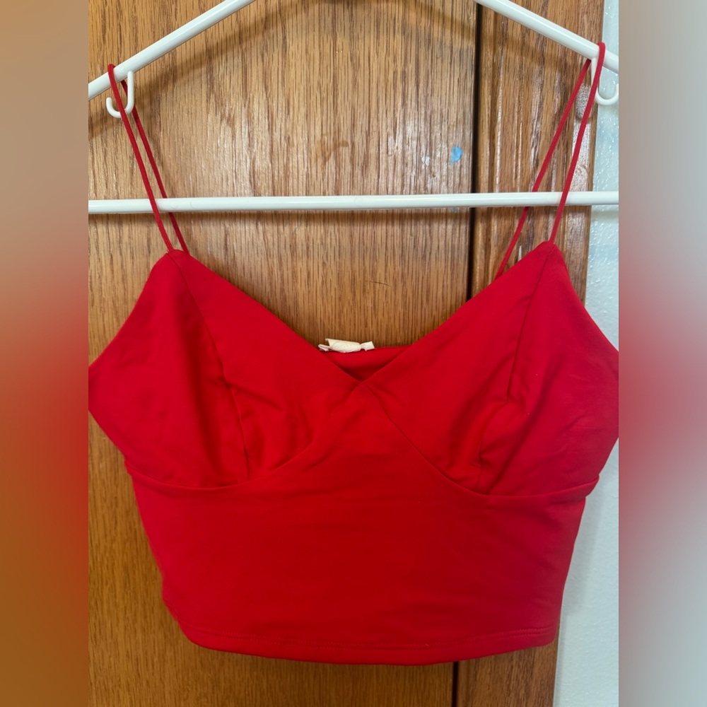 Garage size, x-small red Cami, like new